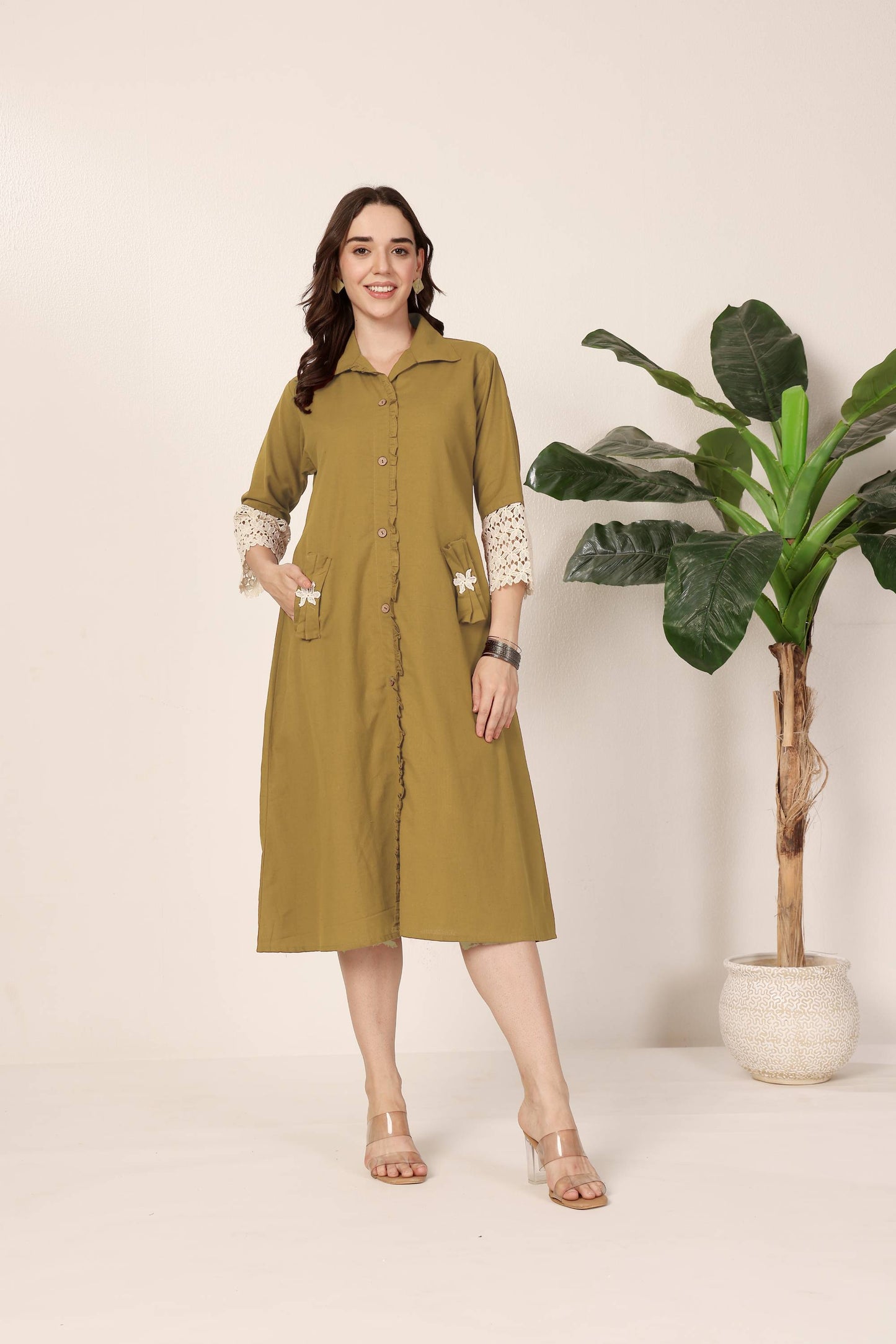 Cuffstory Lace Dress