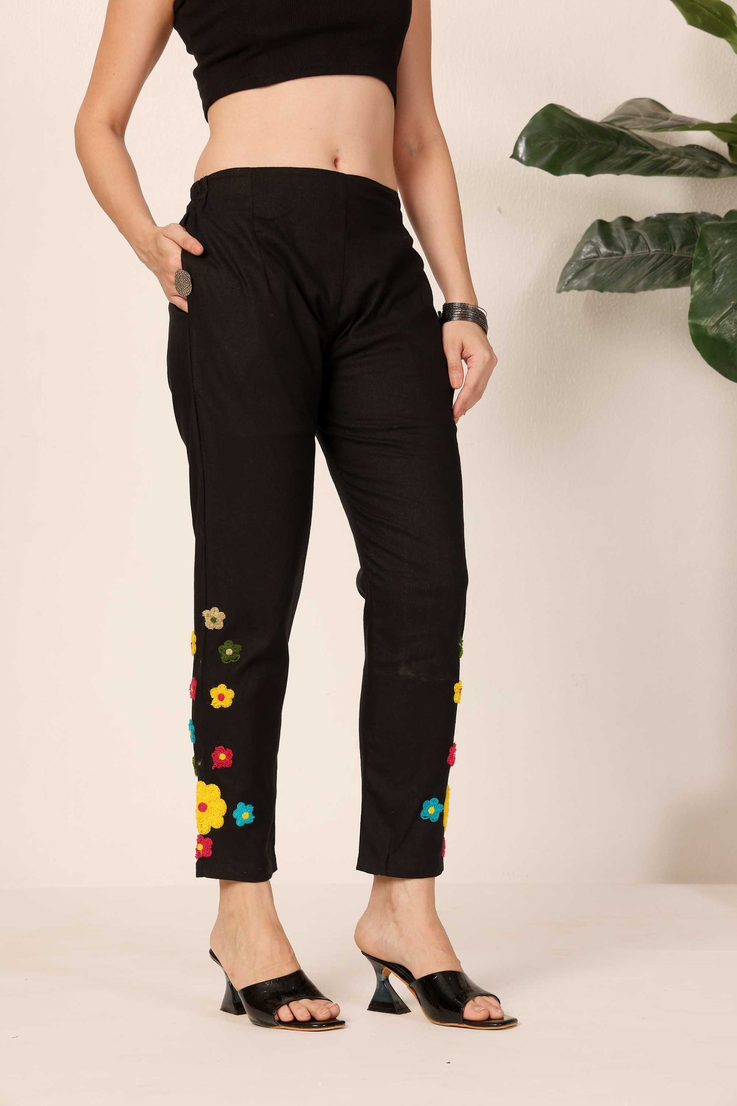 Black Pop Bloom Bottom