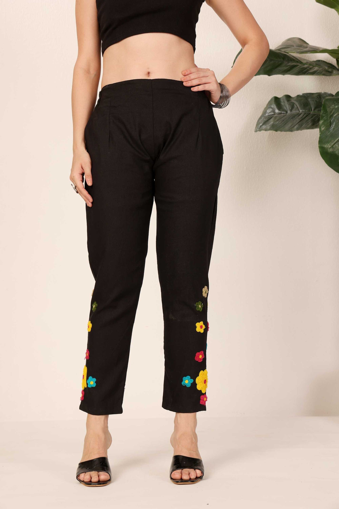 Black Pop Bloom Bottom