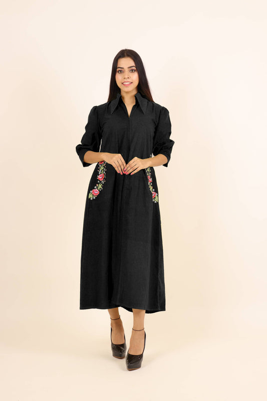 Black Dress with embroidery and pocket