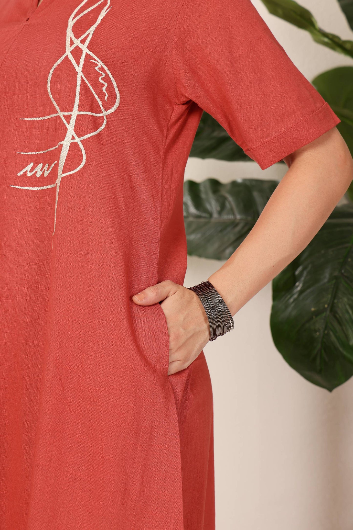 Abstract Embroidery Pleated Dress